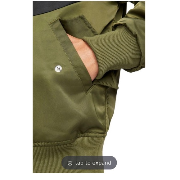 NIKE
SPORTSWEAR SWOOSH THERMA-FIT SYNTHETIC-FILL BOMBER - Picture 8 of 14